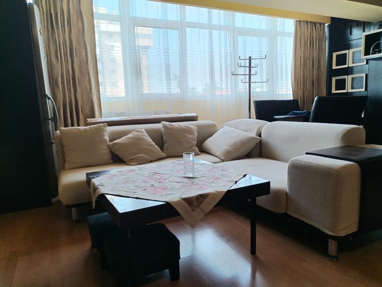3 camere lux Universitate - KFC