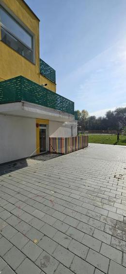 Gradinita/scoala, 480 mp utili, teren 1365 mp, zona Corneliu Coposu