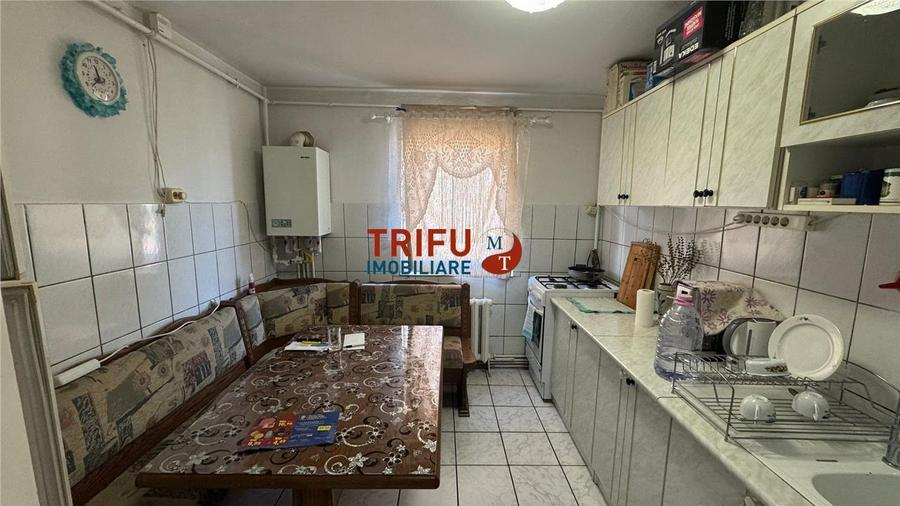 Apartament 2 camere de inchiriat zona Cetate