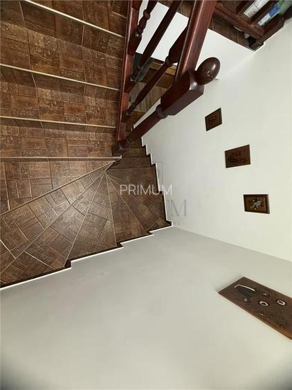 MOSNITA - 4 CAMERE - CASA INDIVIDUALA -PANOURI SOLARE - 4