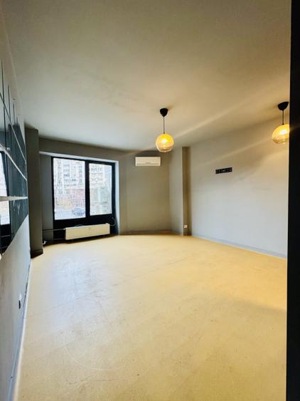 Spatiu comercial, stradal , de inchiriat in Bdul Decebal