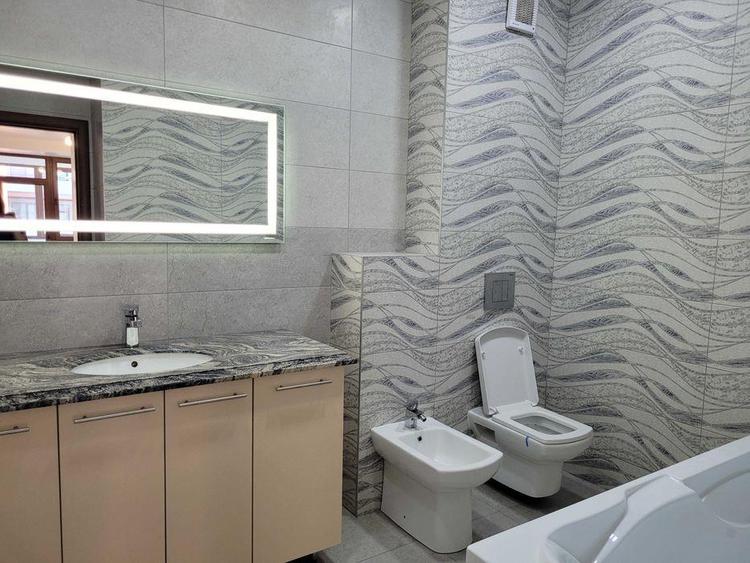 Apartament 3 camere de inchiriat Isaran, Tractorul