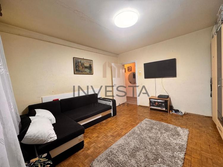 Apartamnet 3 camere decomandat strada Aleea Snagov!