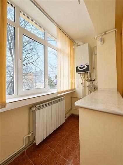 Apartament 4 camere de vanzare zona Alunisului -Tulcea - 2