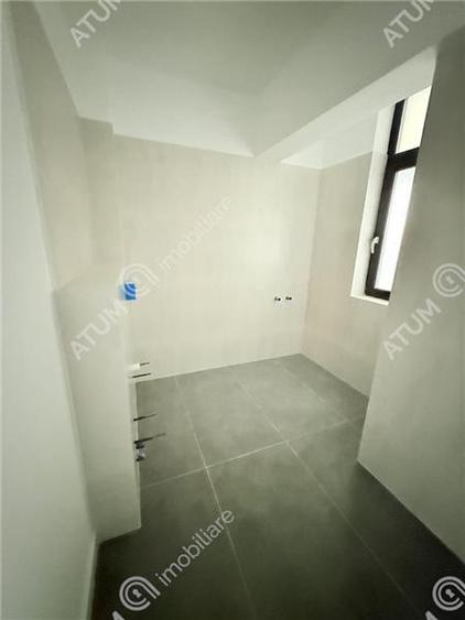 Apartament cu 3 camere si balcon in zona Calea Surii Mici din Sibiu