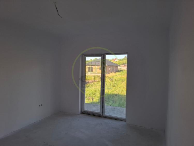 Duplex 4 camere, 128 mp, 2 locuri de parcare.