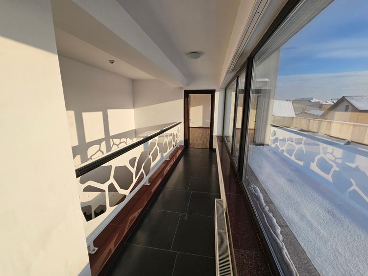 Casă individuală P+2, 5 camere, teren 390 mp – Otopeni