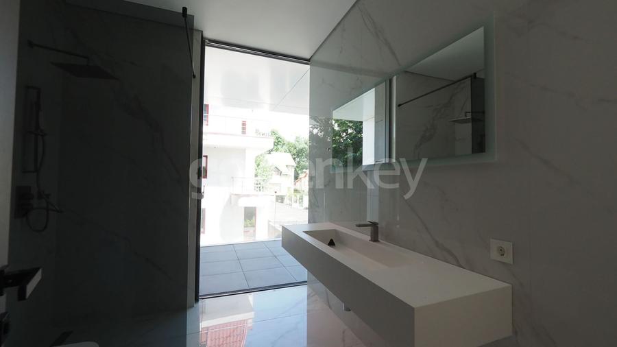 Lac Floreasca | Duplex 5 camere | 3 bai | 460mpc | gradina 175mp