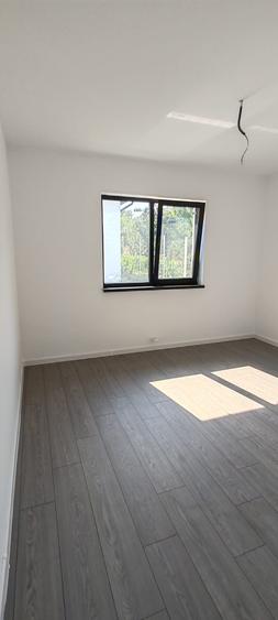 Vand casa in Lumina