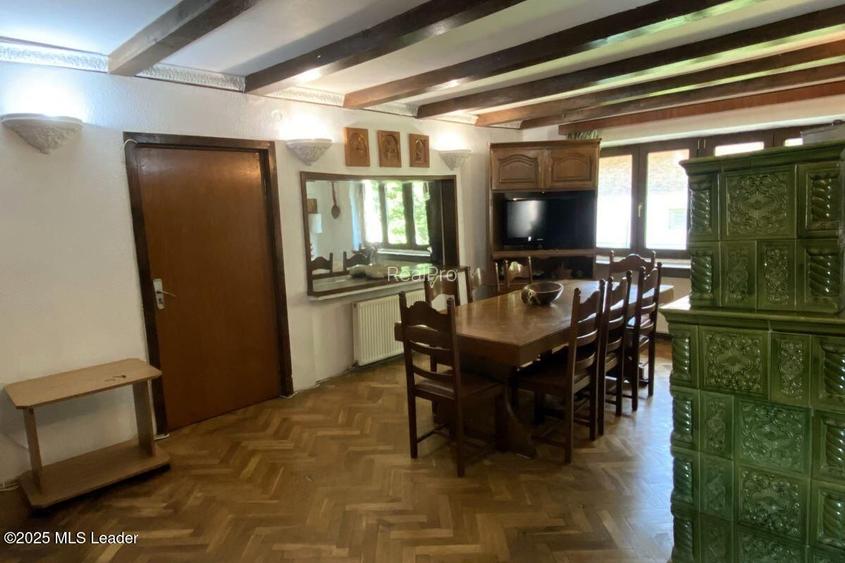 Bran - Casa pe strada Valea Portii, 223 mp, 4 dormitoare, teren 320 mp - 19