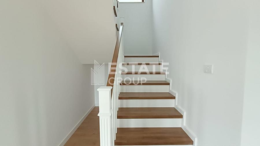 Duplex cu 5 camere despartit prin camera tehnica in Dumbravita