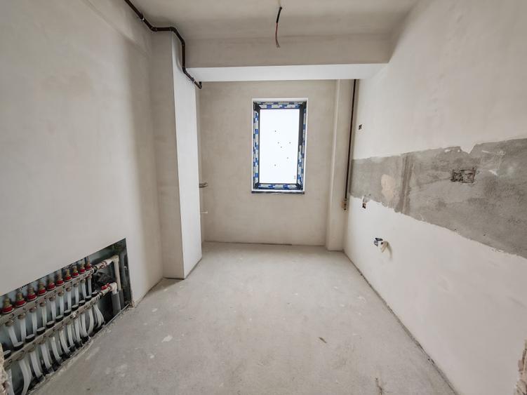 Apartament 3 camere 2 bai la cheie loc de parcare Tomis Plus