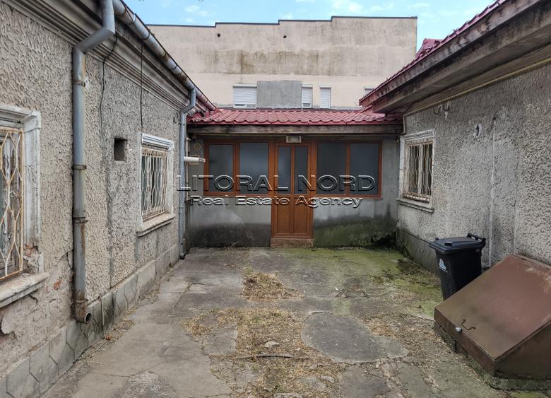 Exclusivitate -Str. Frunzelor nr. 117, casa 135mpc, teren 173 mp situat pe colt
