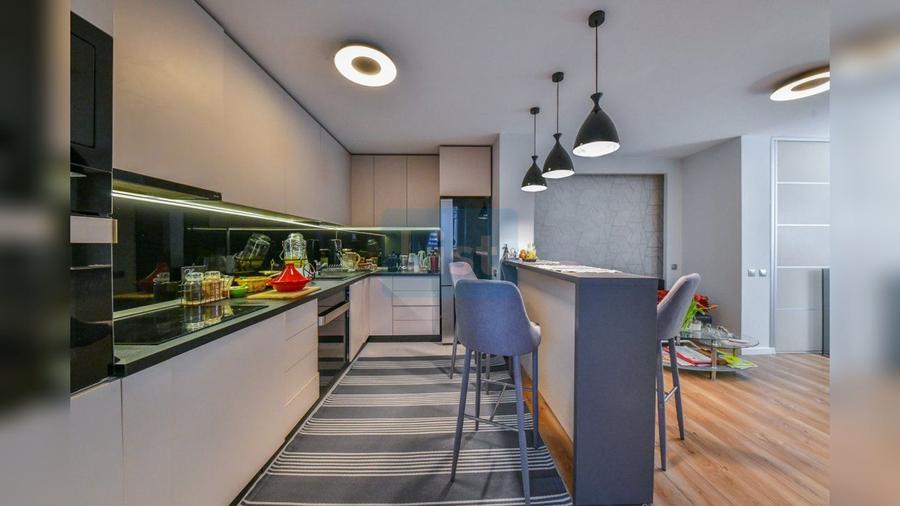 Apartament cu 3 camere in Buna Ziua