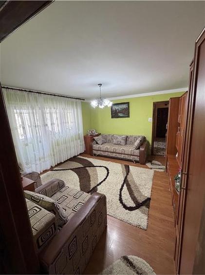 Confort 1 cu 2 balcoane,centrala termica, bloc anvelopat zona Dorobantilor!