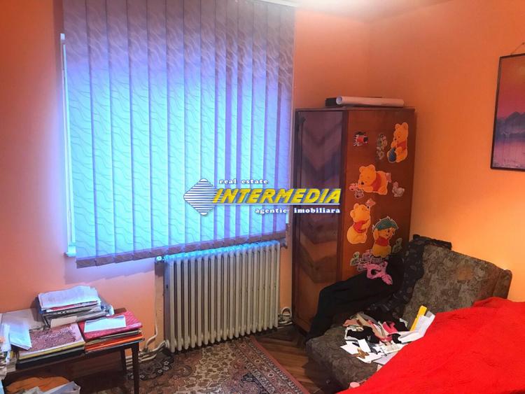 Vanzare apartament 4 camere deco bai 2 balcoane CETATE Closca bloc proprietate