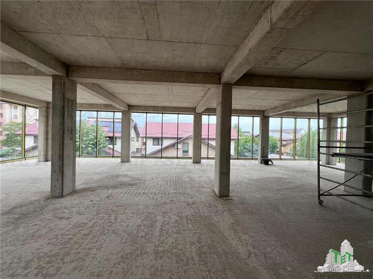 Spatiu comercial de inchiriat + parcari in Bragadiru,Ilfov