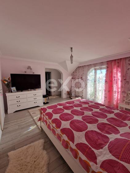 Casă de vânzare 225 mp ,Mărginenii de Sus , DB