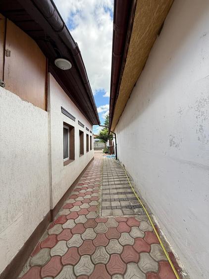 Casă cochetă și curte spațioasă  Popești-Leordeni
