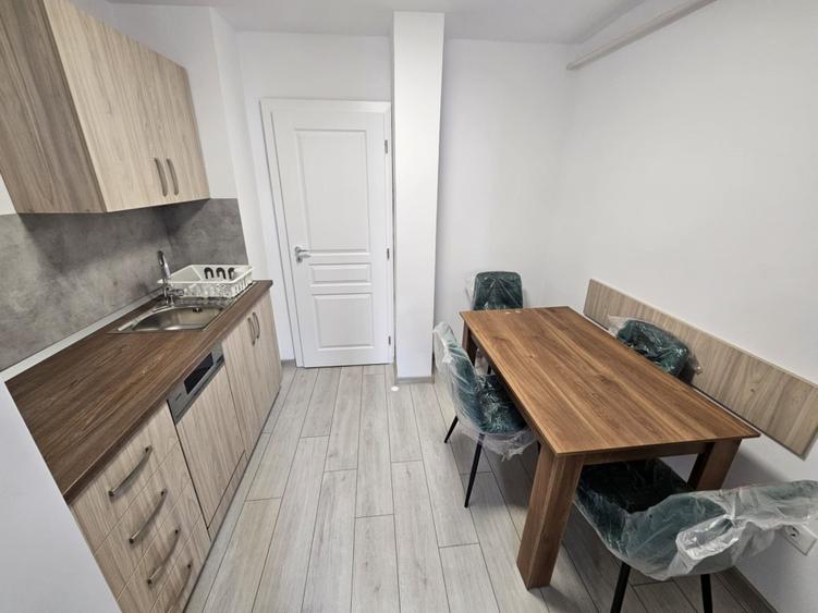 2 camere faleza nord etaj 1/4 centrala gaz termen lung