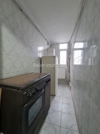 Vanzare apt 3 camere transformat in 2 camere, in Galati, Micro 39A, centrala - 11