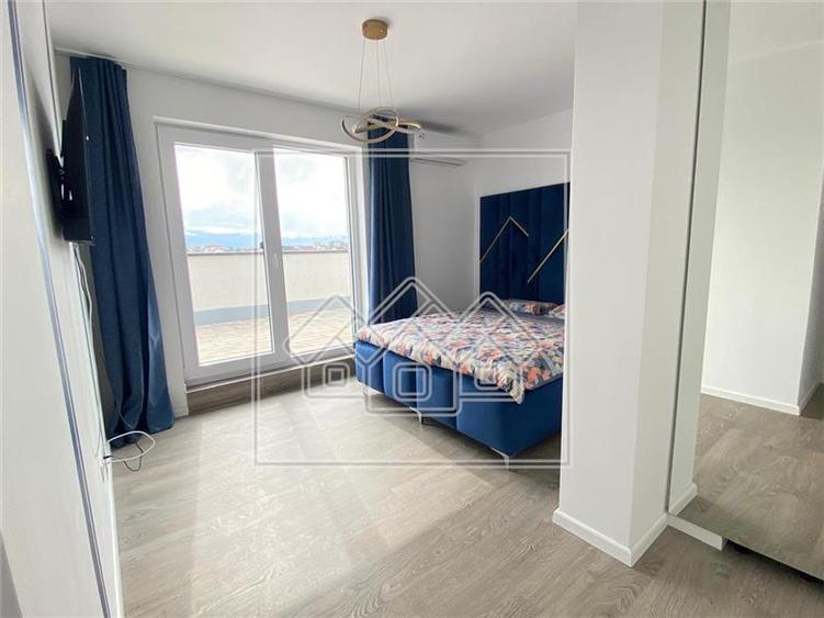 Penthouse cu 3 camere, 100 mp, terasa 120 mp si parcare subterana