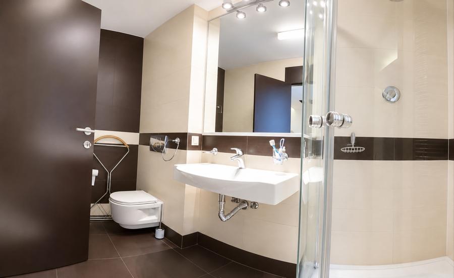 Apartament premium cu gradina privata 180 mp utili piscina zona Padurea Baneasa