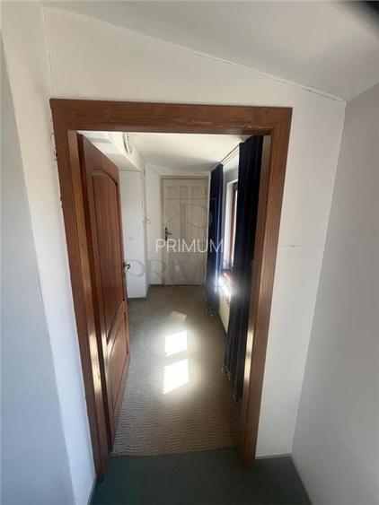 LIPOVEI - Vila INDIVIDUALA - P+2 - 8 cam - 4 bai - curte -GRADINA - PIVNITA -toa - 5