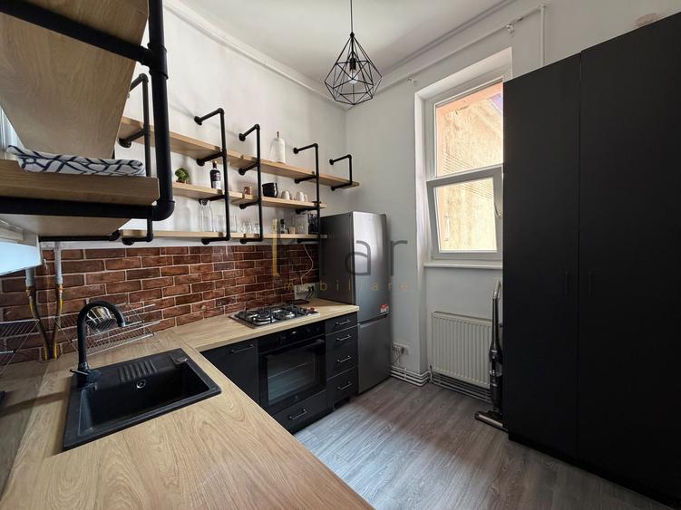 Apartament cu 3 camere, ultracentral, aproape de Parcul Central