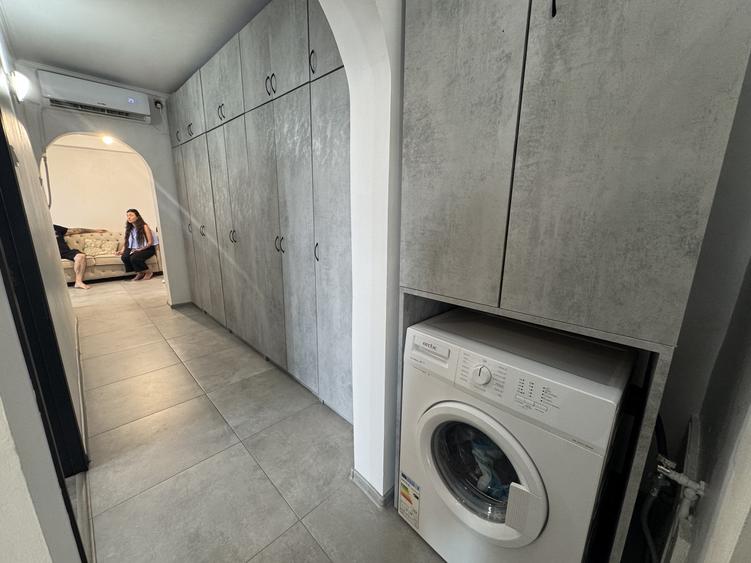 Apartament 2 Camere Decomandat in Berceni cu centrala si parcare