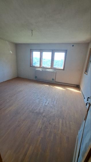 Aninoasa-Valea Silistii, vila de vanzare, p+1, util 140 mp, teren 2850 mp