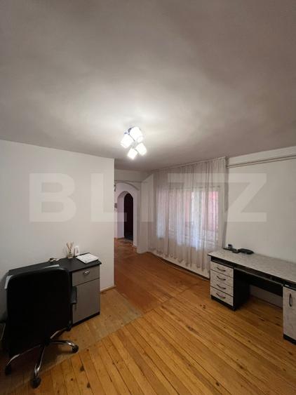 Casă P+1, 445 mp, zona Baritiu