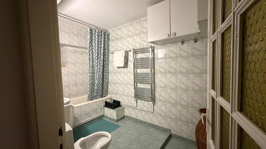 Apartament 4 camere de vânzare Cartier Lapus- 104 mp sup totala