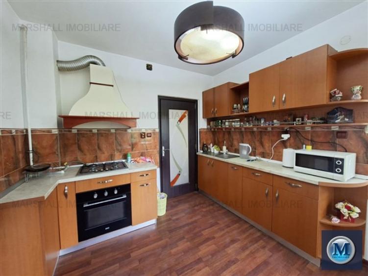 Casa cu 5 camere de vanzare, zona Ultracentral, 136 mp #16657