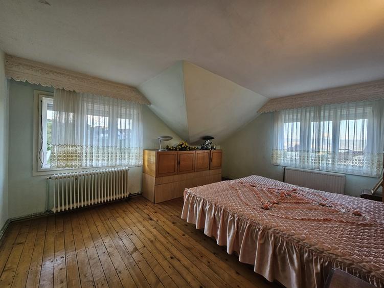 O casă cu suflet, pe un teren cât o poveste întreagă-Deva, zona Vulcan