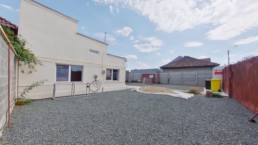 Spațiu/sediu/showroom utilaje cu F.S de 17 ml in zona Confectii