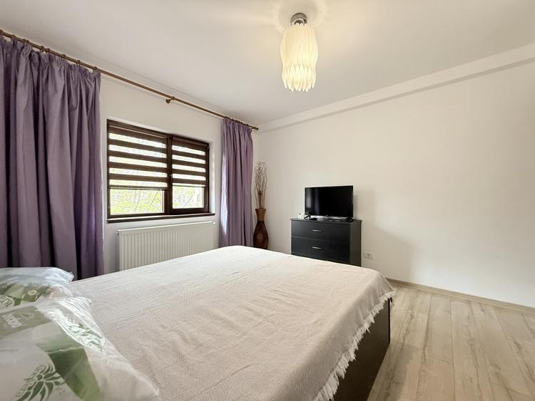 Apartament cu 3 camere de inchiriat in zona Faleza Nord