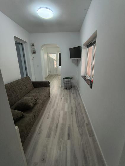 DELFINARIU CASA CU 3 CAMERE 130MP PRET 175000 EURO
