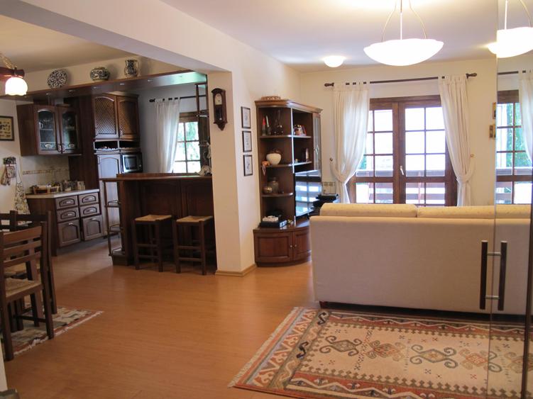 Apartament 4(patru) camere Predeal-Cioplea