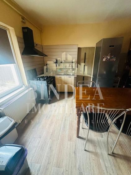 Casa pe principala in Giarmata  737mp teren