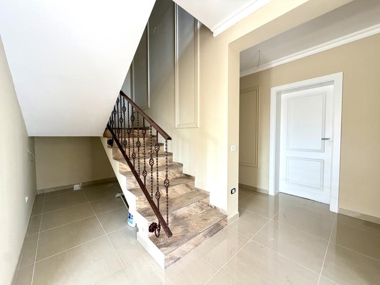 Duplex elegant, 4 camere, 155 mp utili, 300 mp teren - Dumbravita