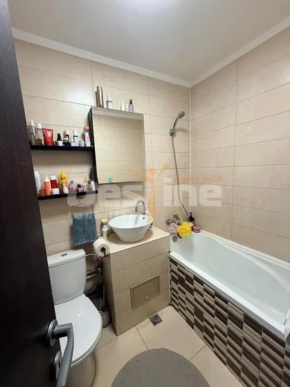 Apartament 2 camere decomandat -Trocadero