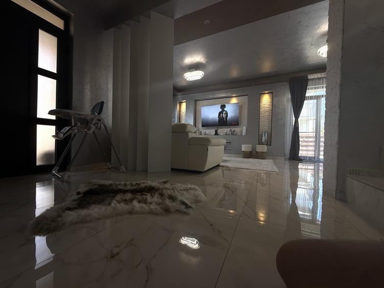 Duplex la cheie zona Sesul de Sus ,strada privata cu bariera .