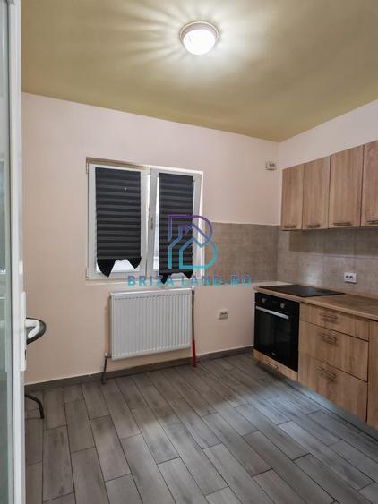 Soseaua Chitilei, zona Crusovat, casa 3 camere, doua bai, teren 183mp