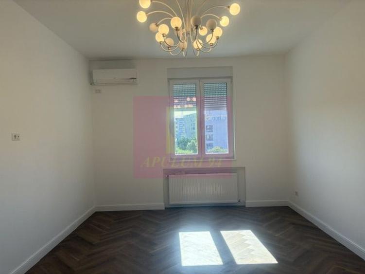 Apartament superb renovat integral Drumul Sarii.