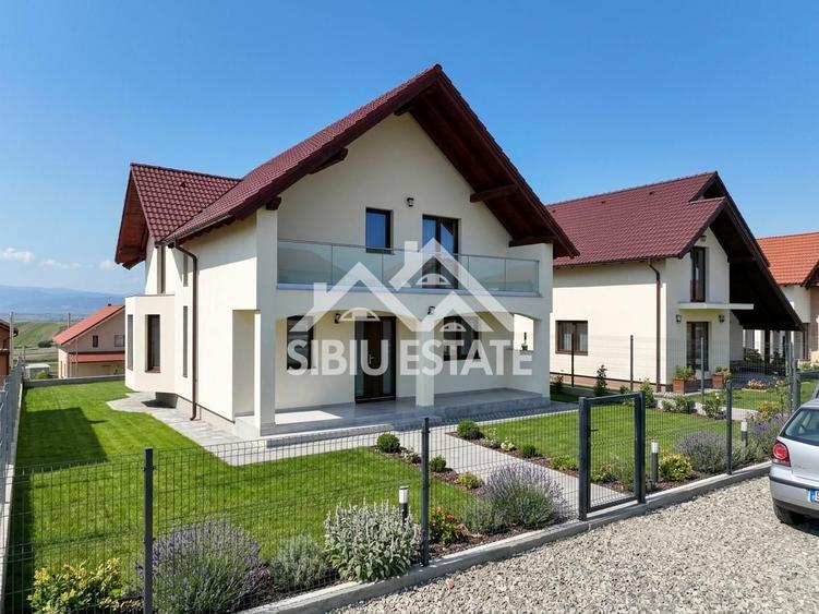 Casa Individuala in Sura Mare 5 camere,