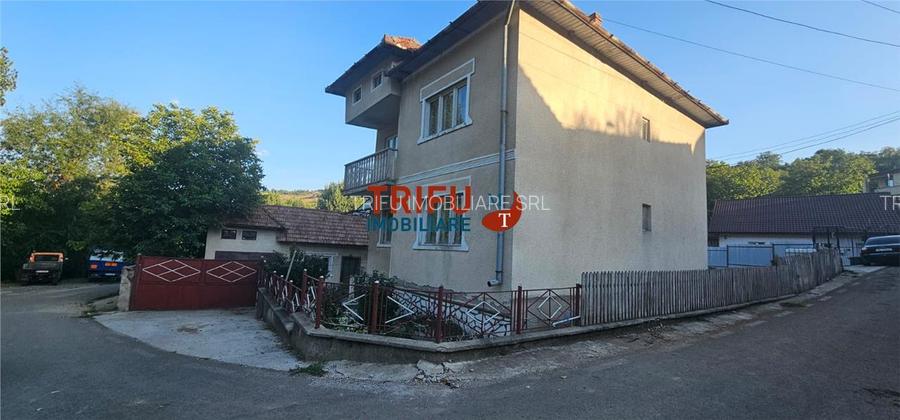 Casa de vanzare Ampoita cu o super priveliste - 2