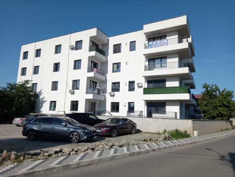 Pret redus ! Apartament tip studio , parter inalt , bloc nou , liber - 2