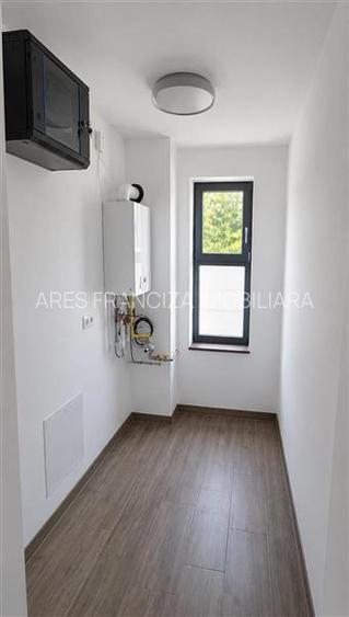 PANTELIMON,VILA INDIVIDUALA,5 CAMERE,235 MP,TEREN 455 M,INCALZIRE PARDOSEALA,AN - 12