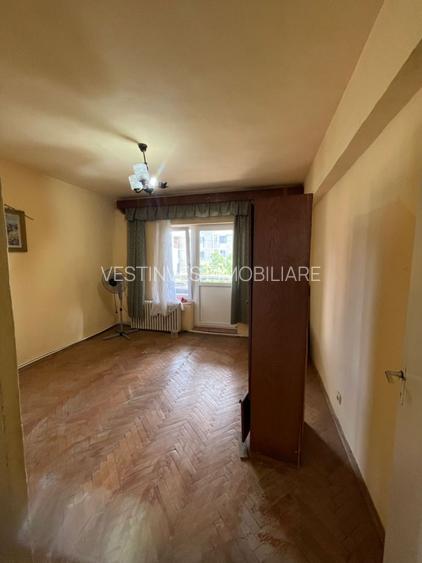 Apartament 4 camere 2 bai Central - 8